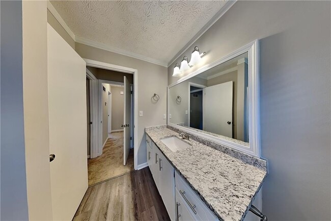 Building Photo - 2291 Carousel Ct