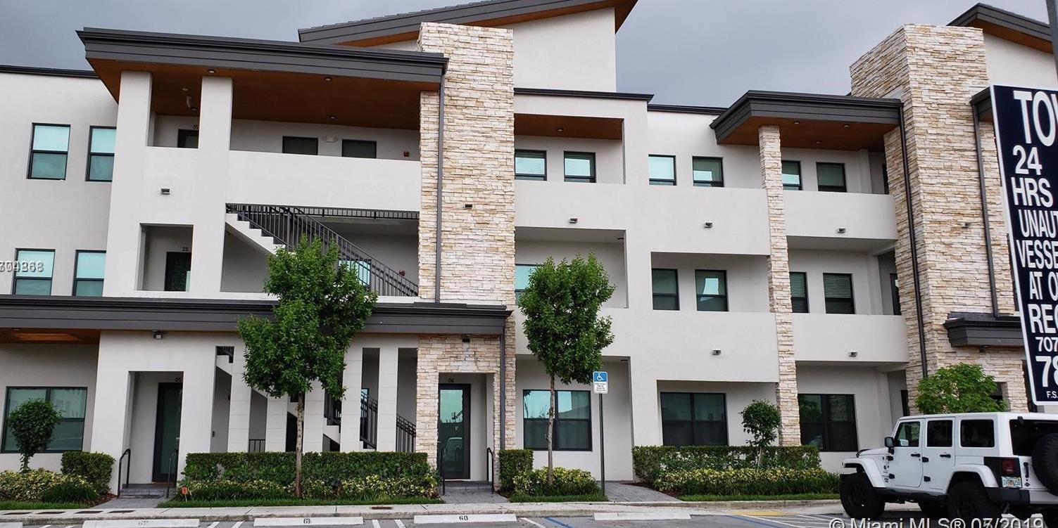 Building Photo - 7809 NW 104th Ave