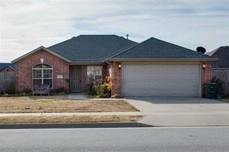 Building Photo - 4143 W Spring House Dr