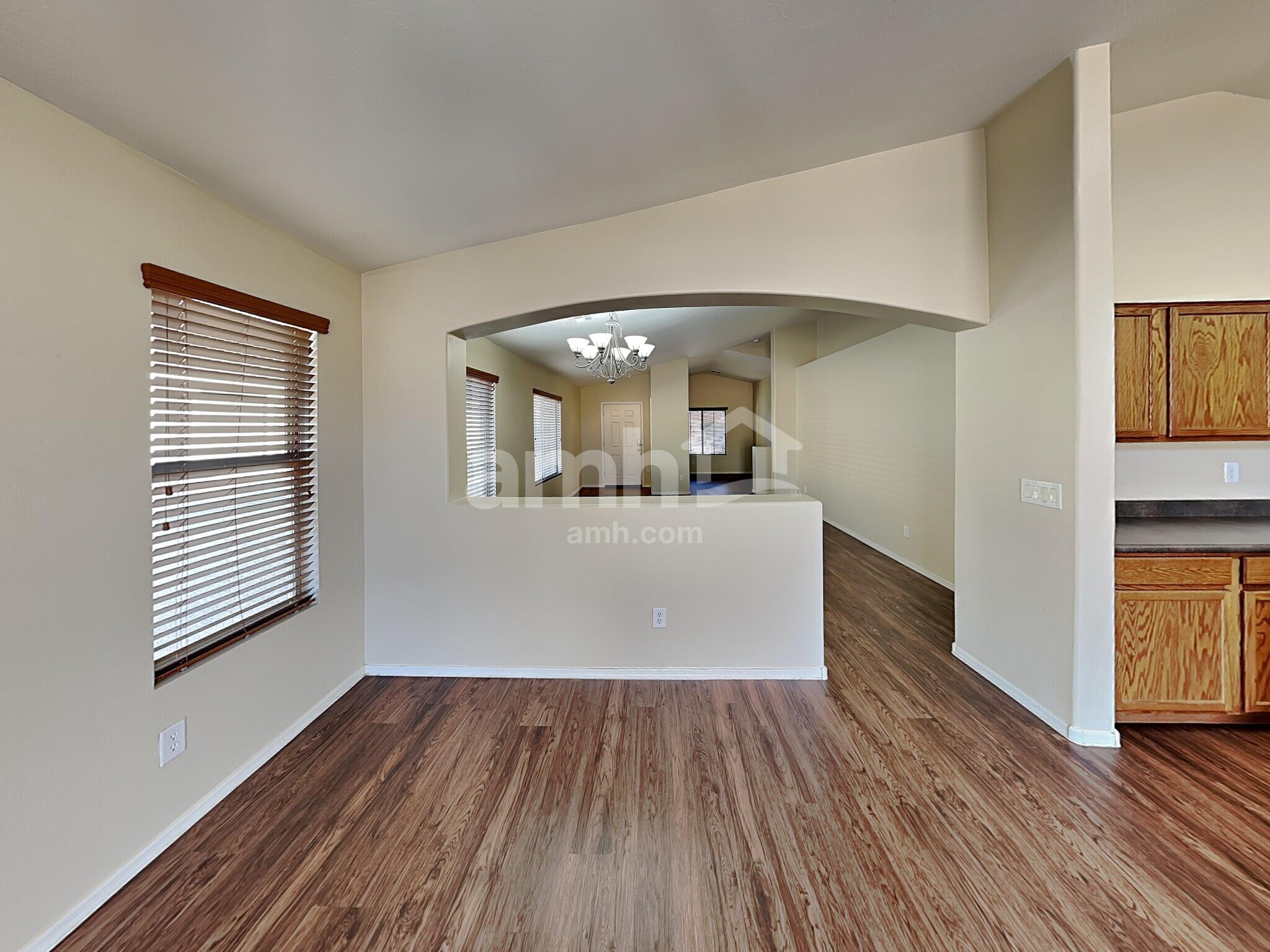 Building Photo - 2472 W Cool Water Way