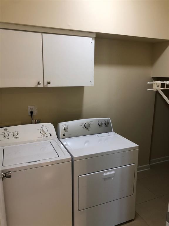 Building Photo - 7655 S Braeswood Blvd