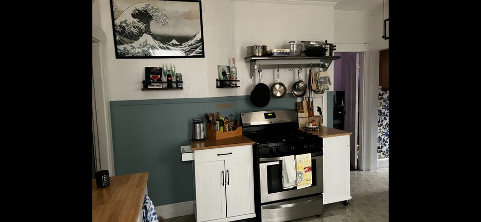 Building Photo - 377 Highland Ave