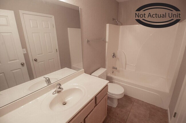 Building Photo - 4015 Snowy Owl Dr