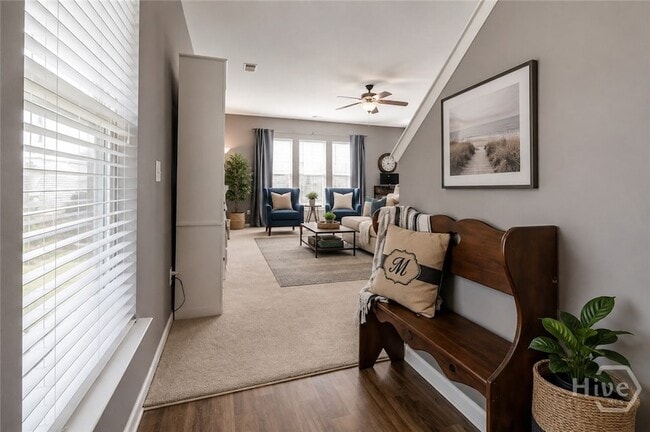 Building Photo - 285 Willow Point Cir