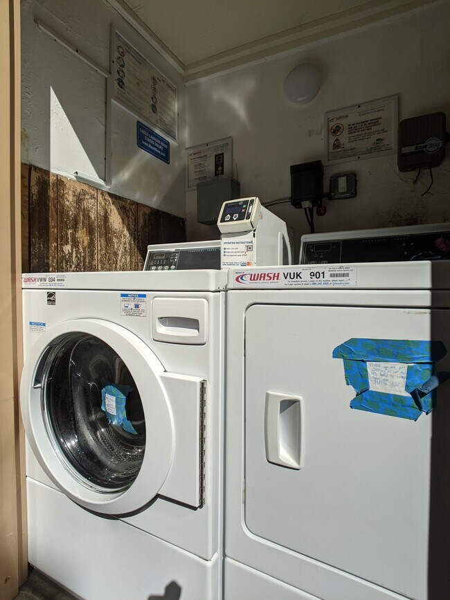Laundry - 1932 Hearst Ave