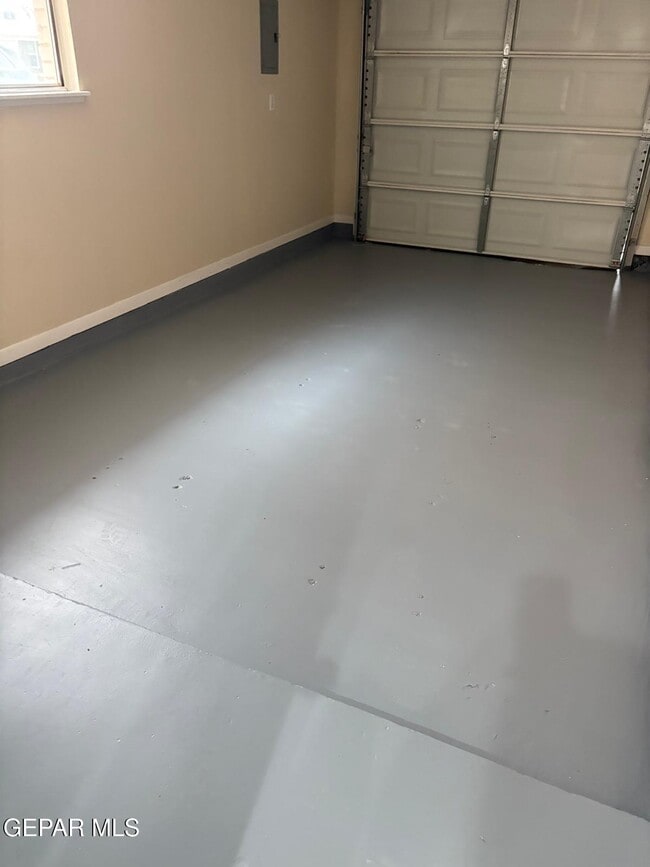 Building Photo - 7127 Orizaba Ave