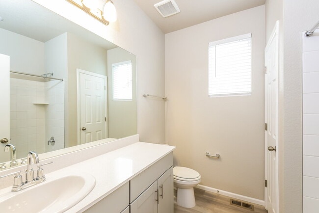 Building Photo - 9243 Salida St