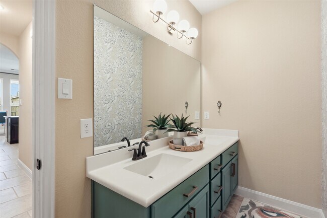 Building Photo - 12911 Chatfield Manor Ln