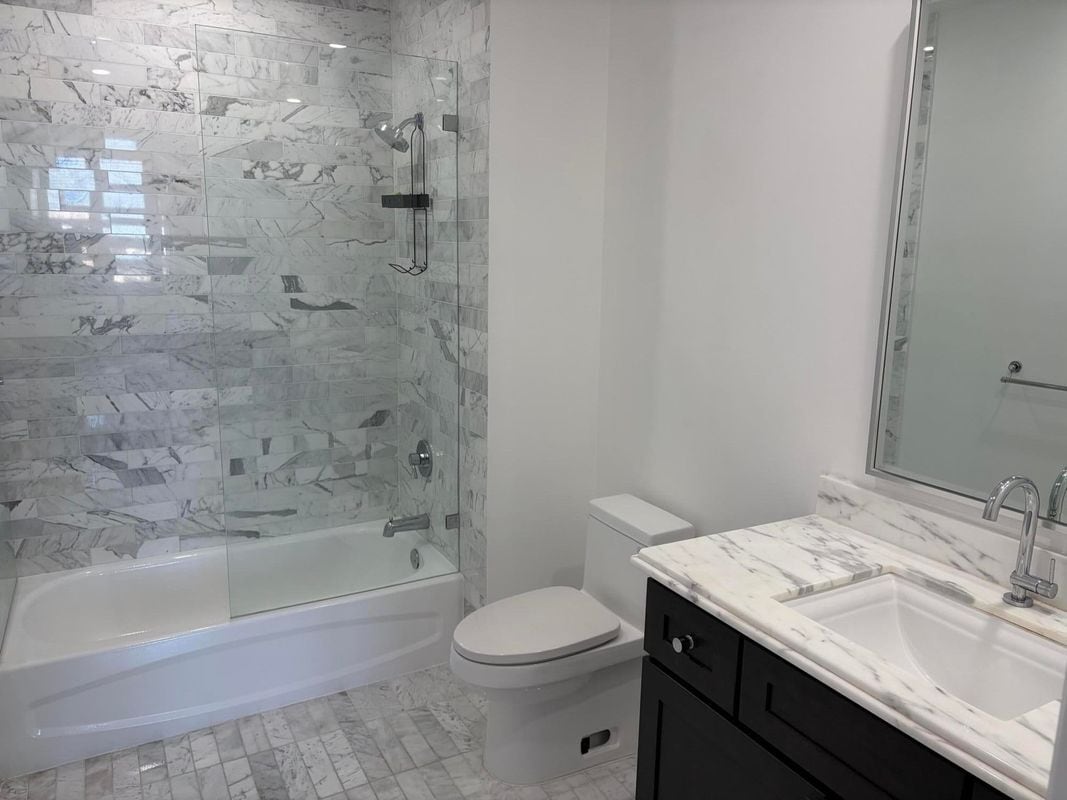 Building Photo - 403 S Sapodilla Ave