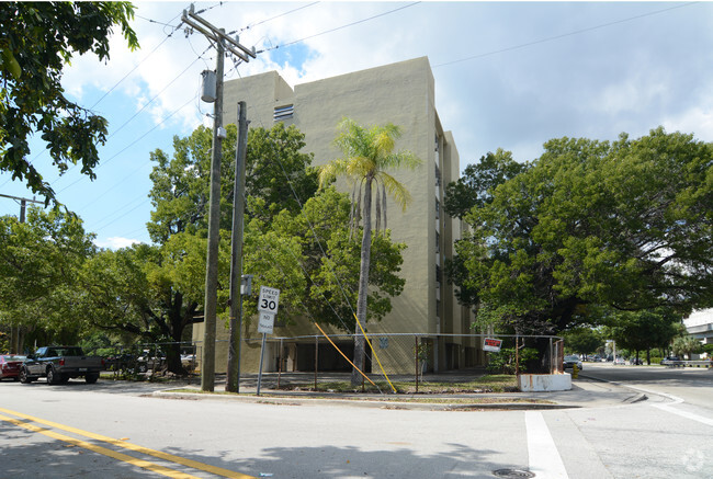 Building Photo - Virginia Gardens Apartments