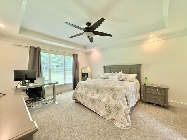 Building Photo - **OFFERING WAIVED APPLICATION FEES** Luxur...