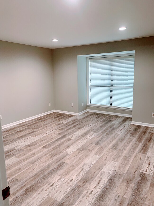 Primary Bedroom - 7224 Winery Ln