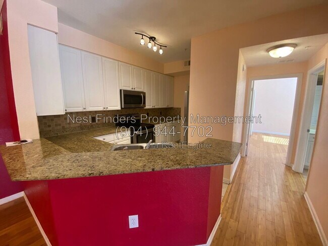 Building Photo - 8539 Gate Pkwy W