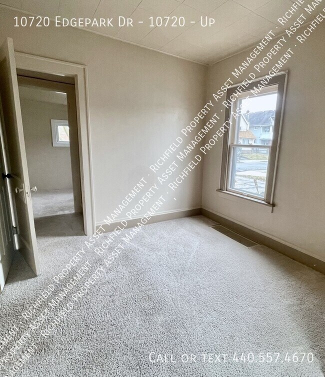 Building Photo - 10720 Edgepark Dr