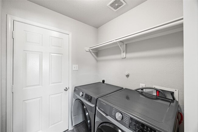 Building Photo - 1123 Pecos Pass Dr