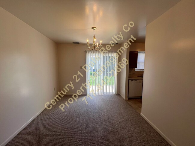 Building Photo - 2 BR 1.5 bath Condo in Central York School District