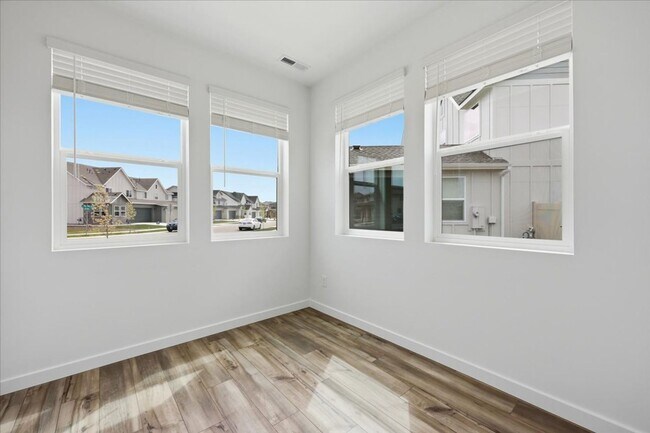 Building Photo - Brand New 3 Bed 3 Bath Townhome