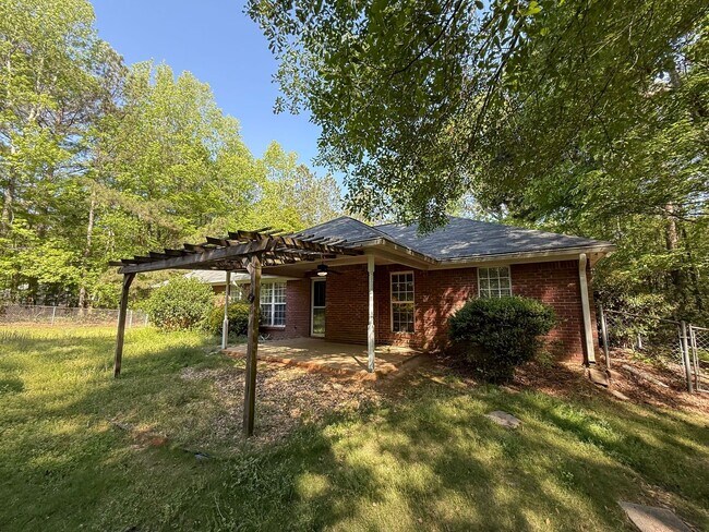 Building Photo - 1683 Goat Rock Rd
