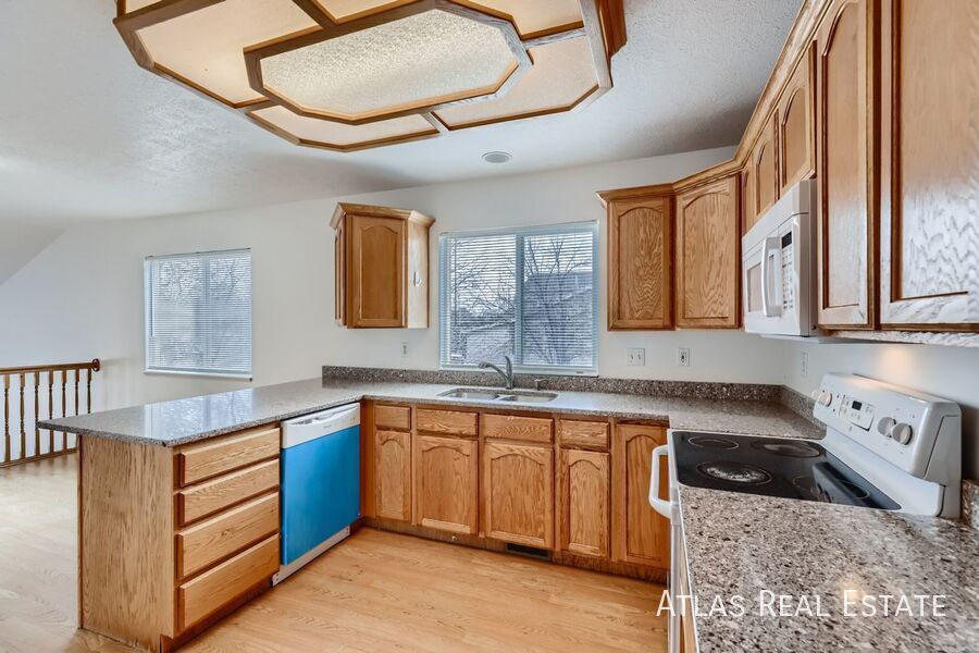 Building Photo - 5955 S 3375 W