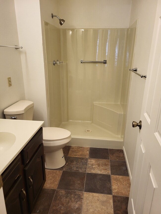 Building Photo - 333 Rim Rock Cir
