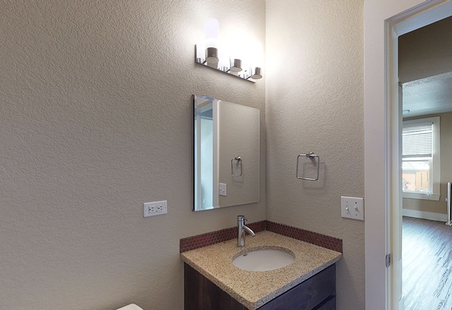 Building Photo - Boutique Apartments