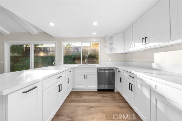 Building Photo - 596 Vista Rambla