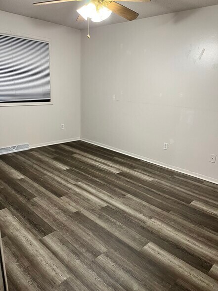 Building Photo - 1308 E 29th St