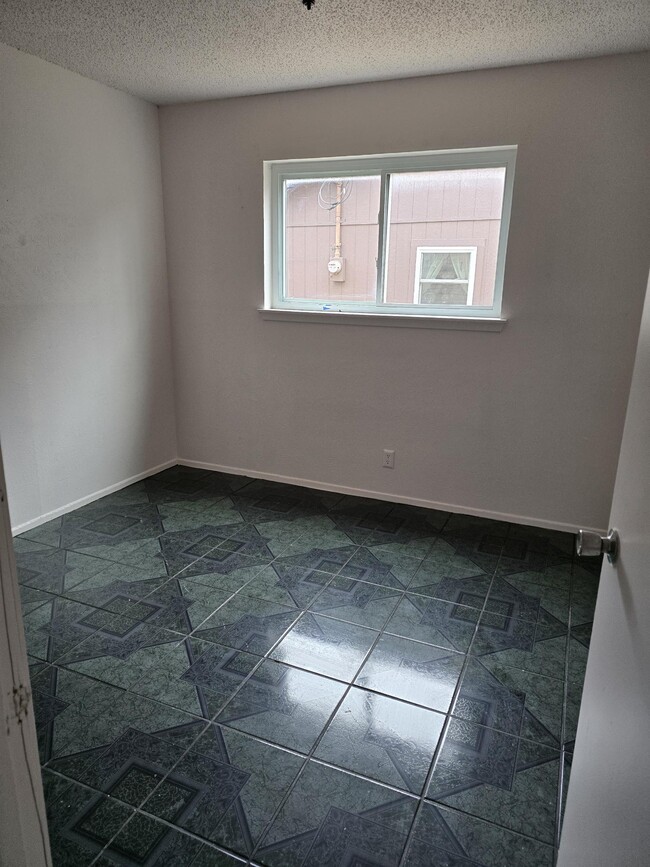 Building Photo - 4601 Calle Nogal