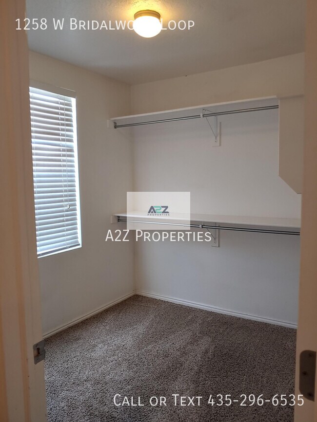 Building Photo - 1258 W Bridlewood Lp