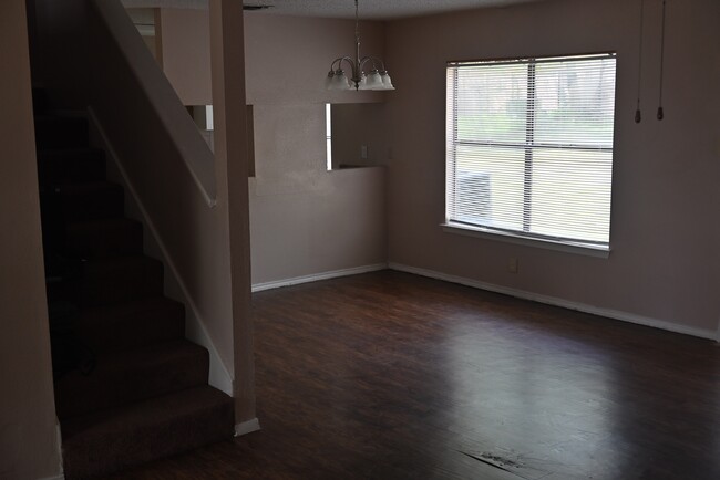 Dining room (openings lead to kitchen) - 4031 Sunrise Bluff Dr