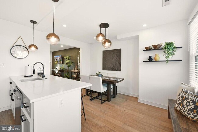 Building Photo - 5113 4th St NW