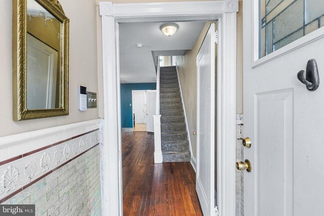 Primary Photo - 2718 W Jefferson St