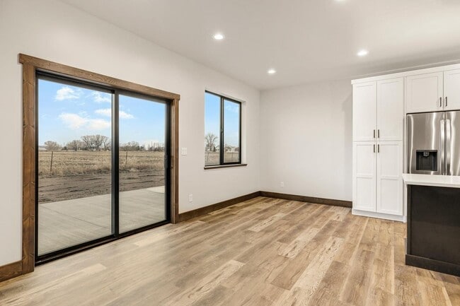 Building Photo - K288LI