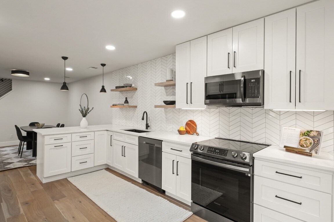 Building Photo - 8138 Forest Mesa Dr