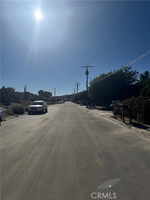 Building Photo - 55215 Airlane Dr