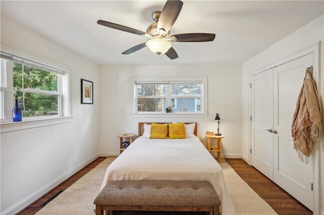 Building Photo - 783 Livingstone Pl