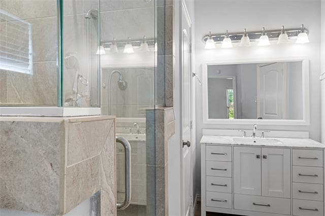 Building Photo - 8406 Willowbrook Dr