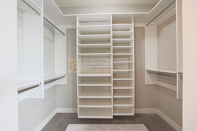 Building Photo - Amazing Rental in Lower Arcadia available ...