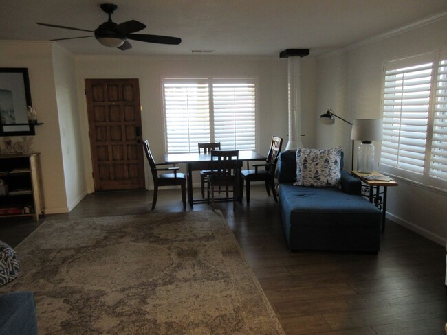 Building Photo - Fully furnished 2 bedroom 2 bath home in M...