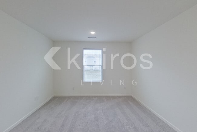 Building Photo - 7016 Moss Creek Way