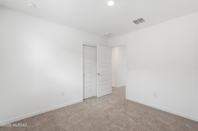 Building Photo - 12232 N Manley Ave