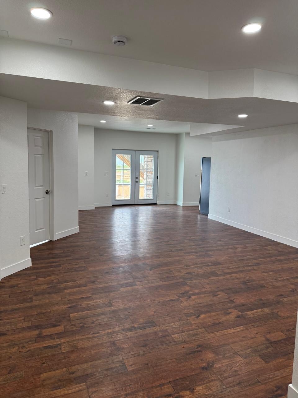 Building Photo - 24419 E Evans Dr