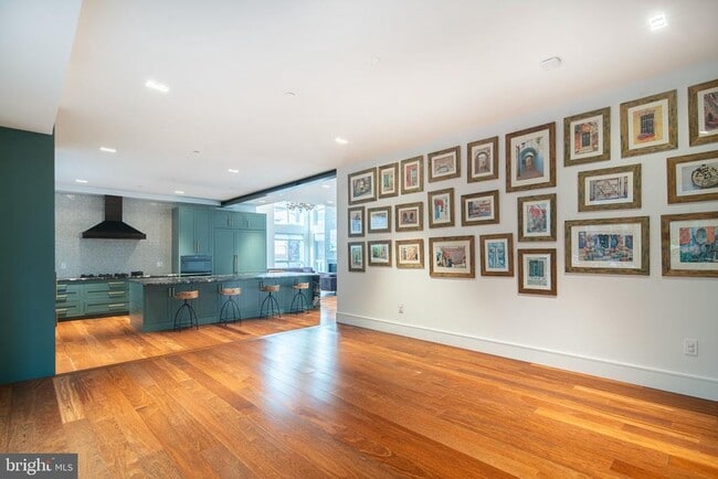 Building Photo - 815 S 20th St