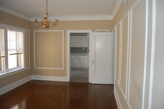 DINING ROOM - 2011 W Fargo Ave