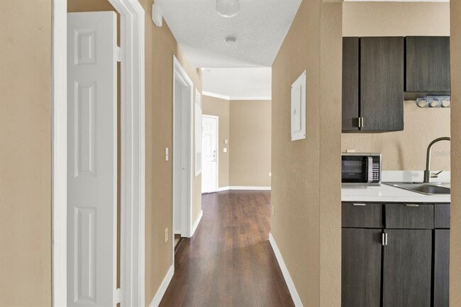 Building Photo - 2598 Robert Trent Jones Dr