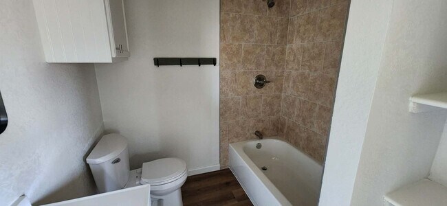 Building Photo - Beautifully Remodeled 3 Bed / 2 Bath Home with Large Backyard