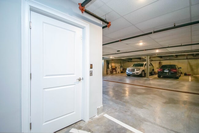 Building Photo - 3 Arlington Rd