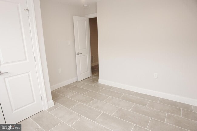 Building Photo - 12307 Chesterton Dr