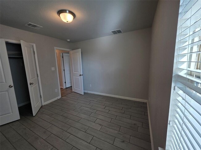 Building Photo - 19024 Kimberlite Dr