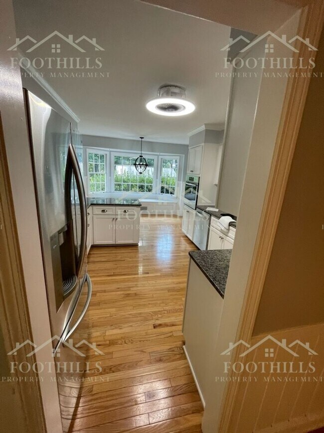 Building Photo - Your Next Home Awaits – 4 Bedrooms, 2.5 Ba...